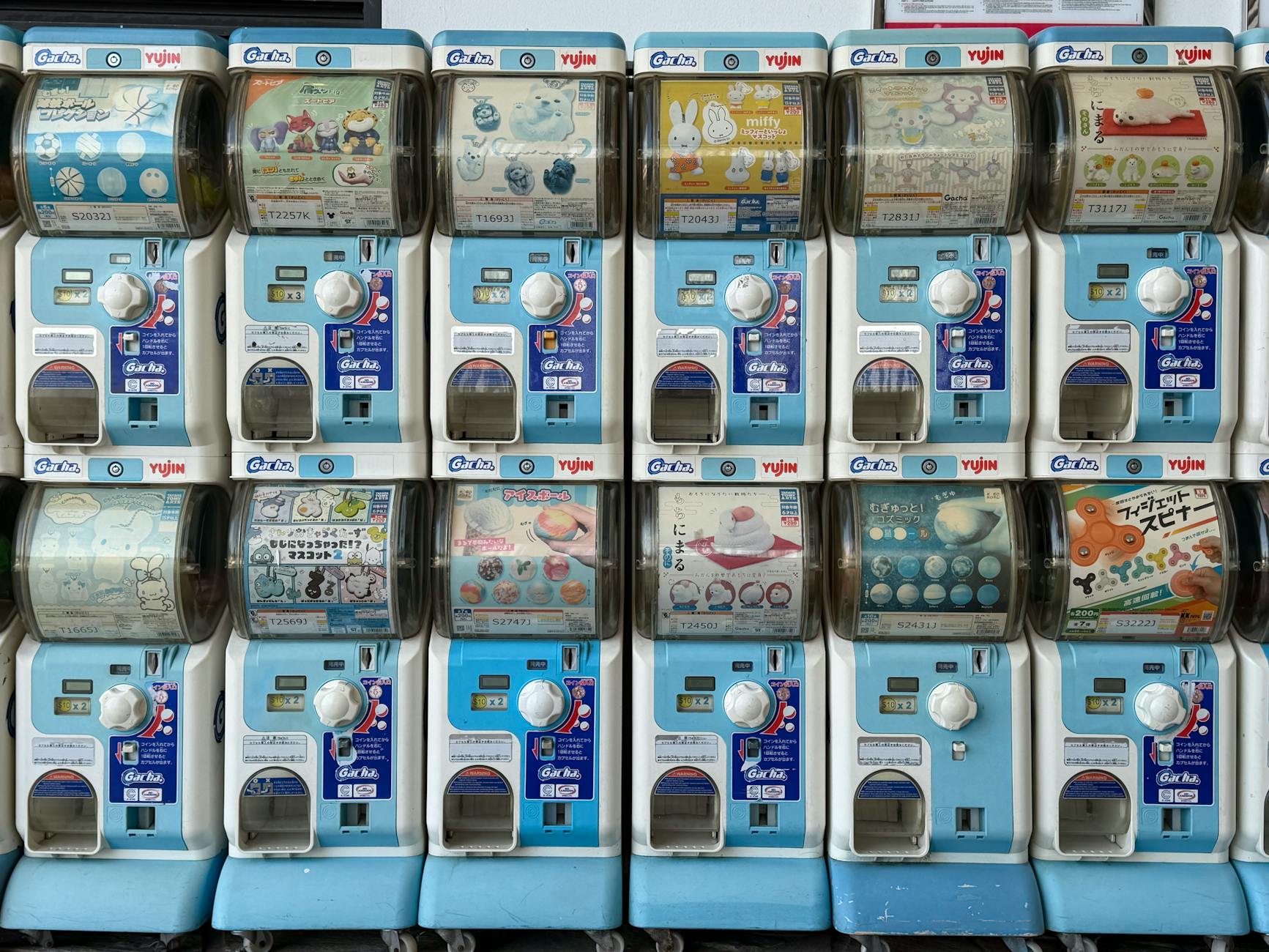 最新ガチャ情報｜引くべきガチャと当たりキャラを徹底評価
